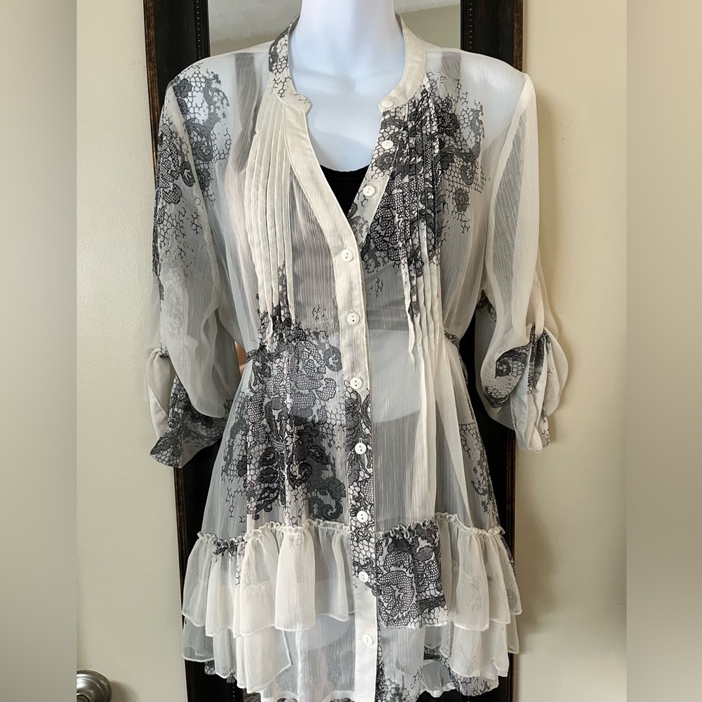 Woman’s blouse